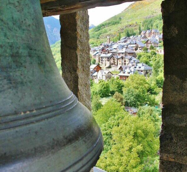 Vistas de Taüll desde el campanario de San Climent en Valle de Boí
