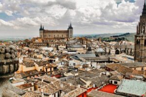 Vistas panormicas de Toledo desde el campanario de la iglesia de los Jesuitas
