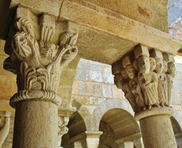 Monasterio de Sant Pere de Rodes en Costa Brava en Cataluña