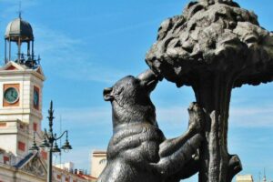 Oso y Madroo en la Puerta del Sol en Madrid