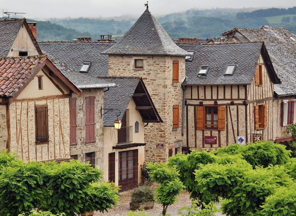 Najac, pueblo bonito en Occitania al sur de Francia