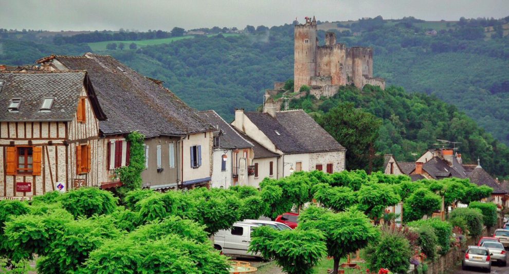 Najac, pueblo bonito en Occitania al sur de Francia