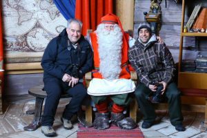 Con Santa Claus en Santa Claus Village en Rovaniemi