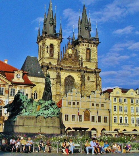 Plaza de la Ciudad Vieja en Praga en República Checa