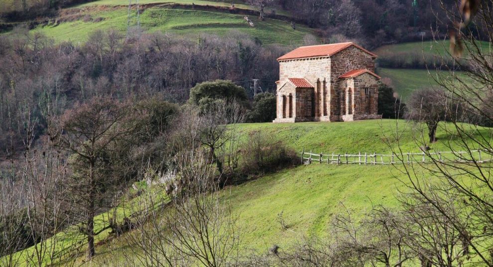 Iglesia prerrománica de Santa Cristina de Lena en Asturias