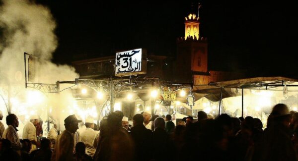Chiringuitos en la plaza Jemaa El Fna de Marrakech