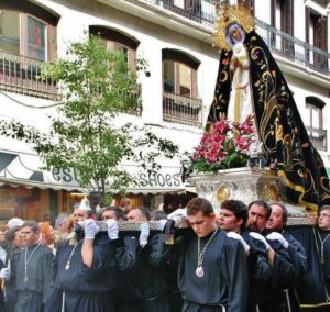 Procesión de las Soledad en la Semana Santa de Madrid
