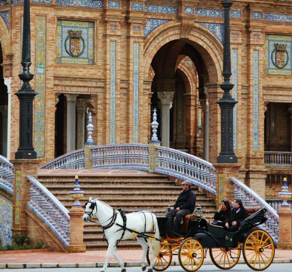 Sevillako Maria Luisa parkeko Espainia plaza