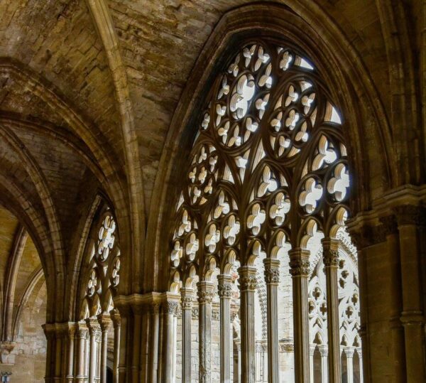 Claustro gótico en la Seu Vella de Lleida