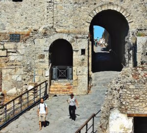 De leukste bezienswaardigheden in Pompeii (Italië): tips voor uw bezoek Mariene Poort in Pompeii, Zuid-Italië