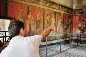 Frescos pompeyanos en la Villa de los Misterios de Pompeya