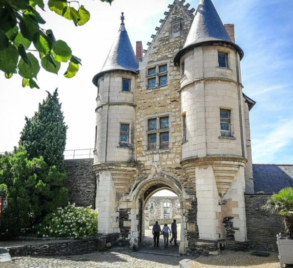 Rincón del castillo de Angers en el Valle del Loira en Francia