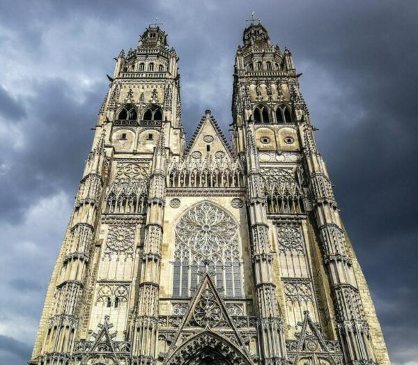 Catedral de Tours en Valle del Loira en Francia