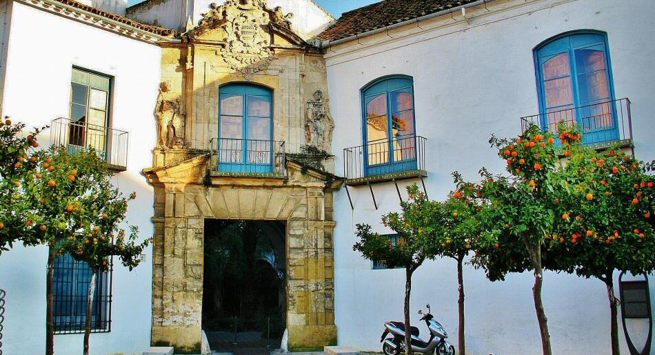 Portada renacentista del Palacio de Viana en Córdoba