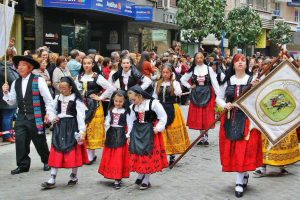 Gran Desfile Cortejo de Mondas en Talavera de la Reina