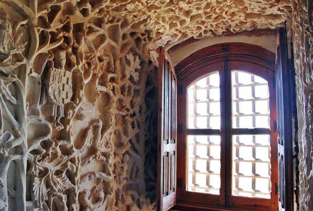 Decoración interior del castillo de Belmonte en Cuenca