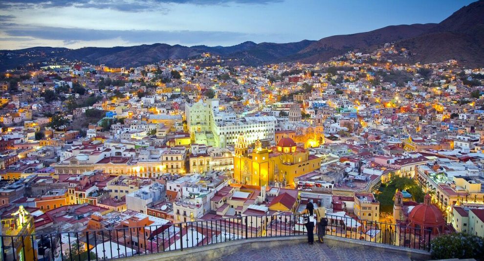 Atardecer desde el mirador de Pípila en Guanajuato en México