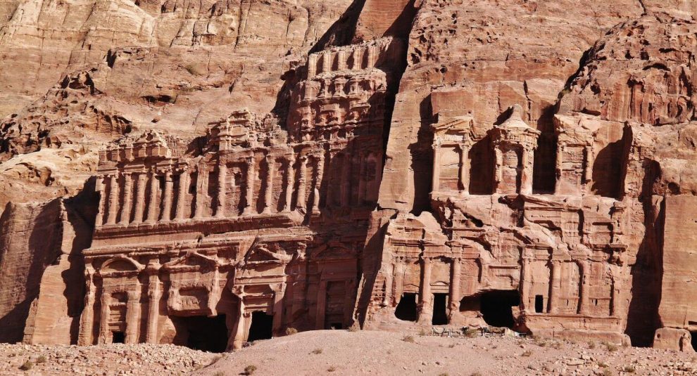 Tumbas reales nabateas en Petra en Jordania