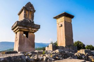 Restos de la antigua ciudad licia de Xanthos en Turquía