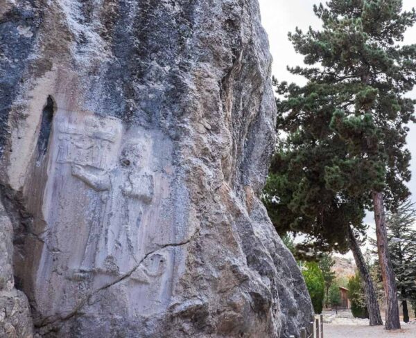 Tushaliya IV erregea Yazinikayako A galerian