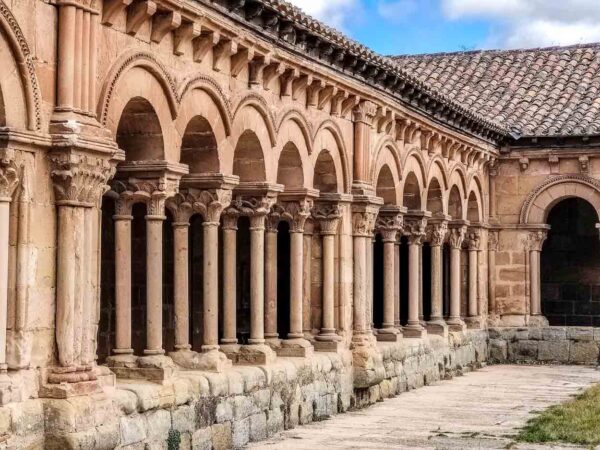 Claustro románico de la concatedral de San Pedro en Soria