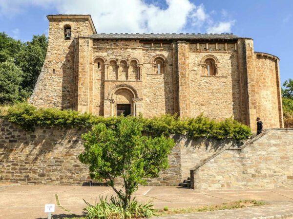 Iglesia de San Miguel en Corullón en El Bierzo leonés