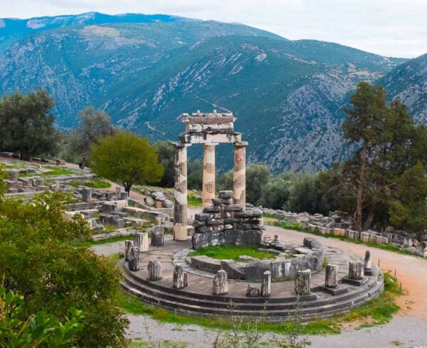 Tholos del Santuario de Delfos en Grecia