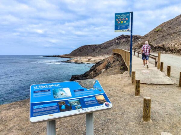 Sendero Azul hacia El Confital en Las Palmas de Gran Canaria