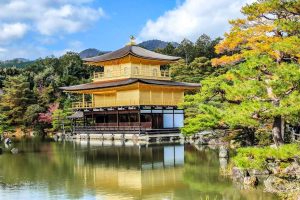 Kinkakuji Pabellón dorado en Kyoto