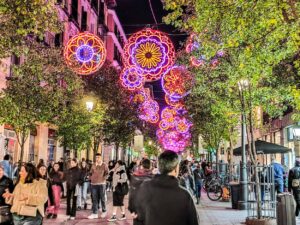 Luces de Navidad en la calle Arenal de Madrid
