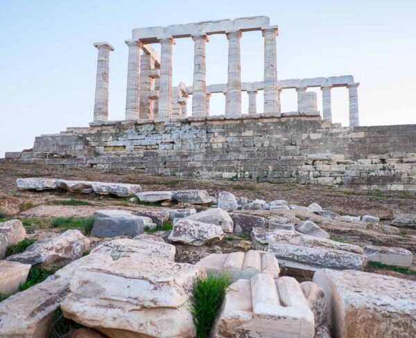 Templo de Poseidón en Cabo Sunion en Grecia