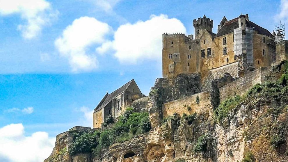 Castillo de Beynac en Dordoña-Périgord en Francia