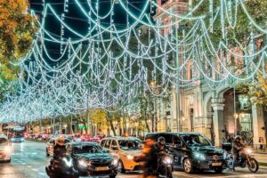 Luces de Navidad en la calle Alcalá de Madrid
