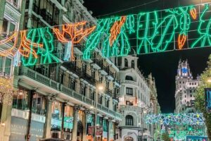 Luces de Navidad en la Gran Vía de Madrid