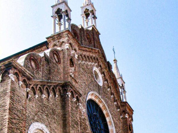 Iglesia Santa Maria de Frari en Venecia