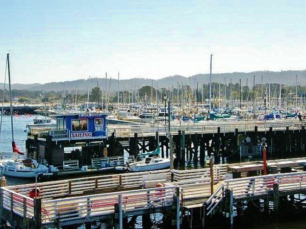 Embarcadero de Monterey en California