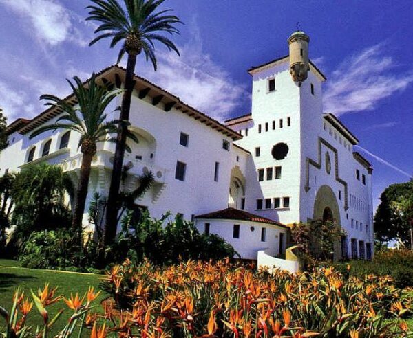 Palacio de Justicia en Santa Bárbara en California