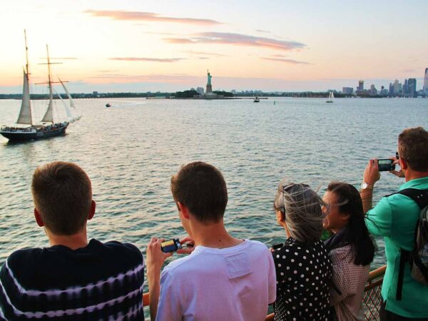 Vistas desde el ferry gratis de Staten Island en Nueva York