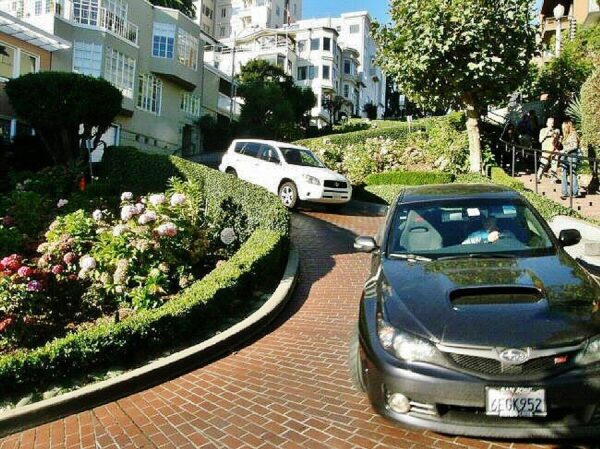 Curvas empinadas de la calle Lombard de San Francisco