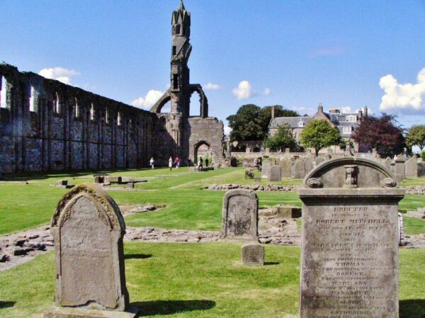 Restos de la catedral de St Andrews en Escocia