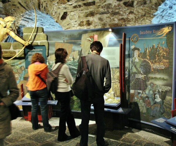 Exposición en el castillo de Eilean Donan en Escocia