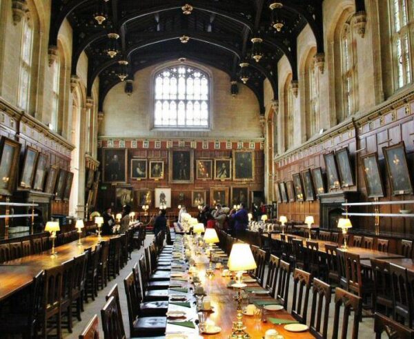 Salón comedor del Christ Church College de Oxford