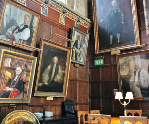 Retratos en el Gran Salón Comedor del Christ Church College de Oxford