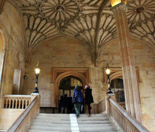 Gran Escalera del Christ Church College de Oxford