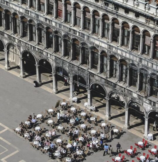 Vistas panorámicas desde la Torre del Campanile en Venecia