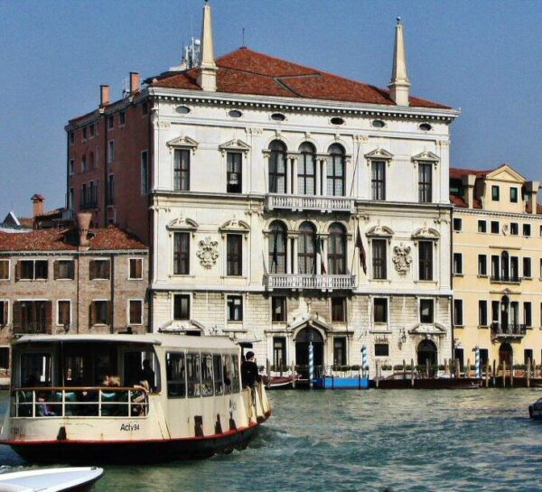 Palacio Balbi en el Gran Canal de Venecia