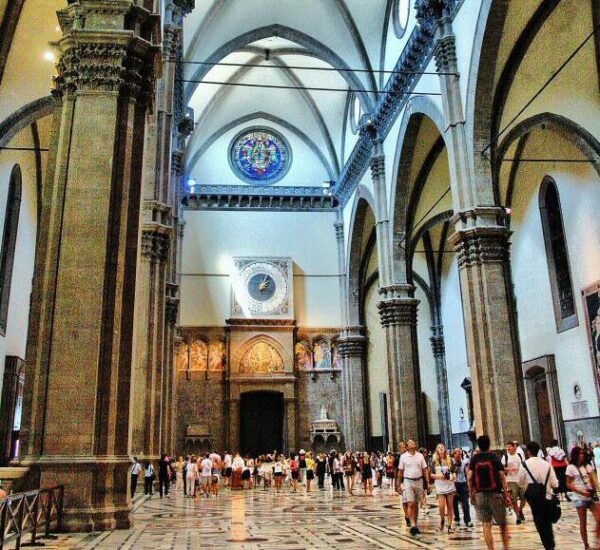 Interior de la iglesia Santa María Novella de Florencia
