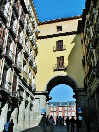 Arco de entrada a la plaza Mayor de Madrid