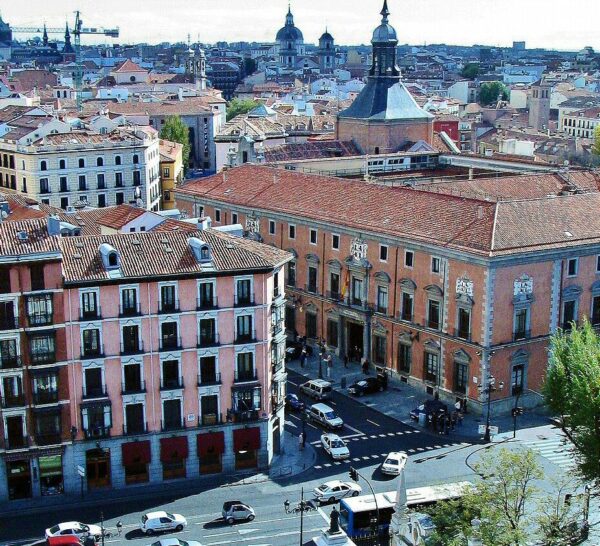 Vistas de Madrid desde terraza de Catedral de la Almudena 