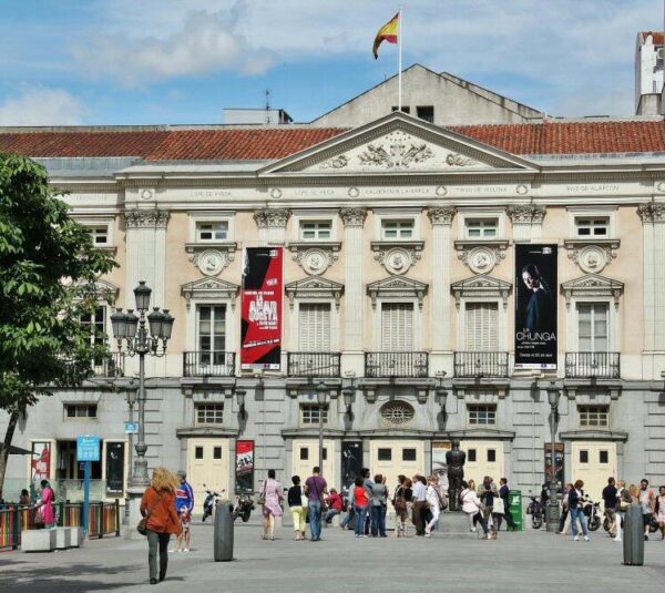 Teatro Español en la plaza de Santa Ana de Madrid